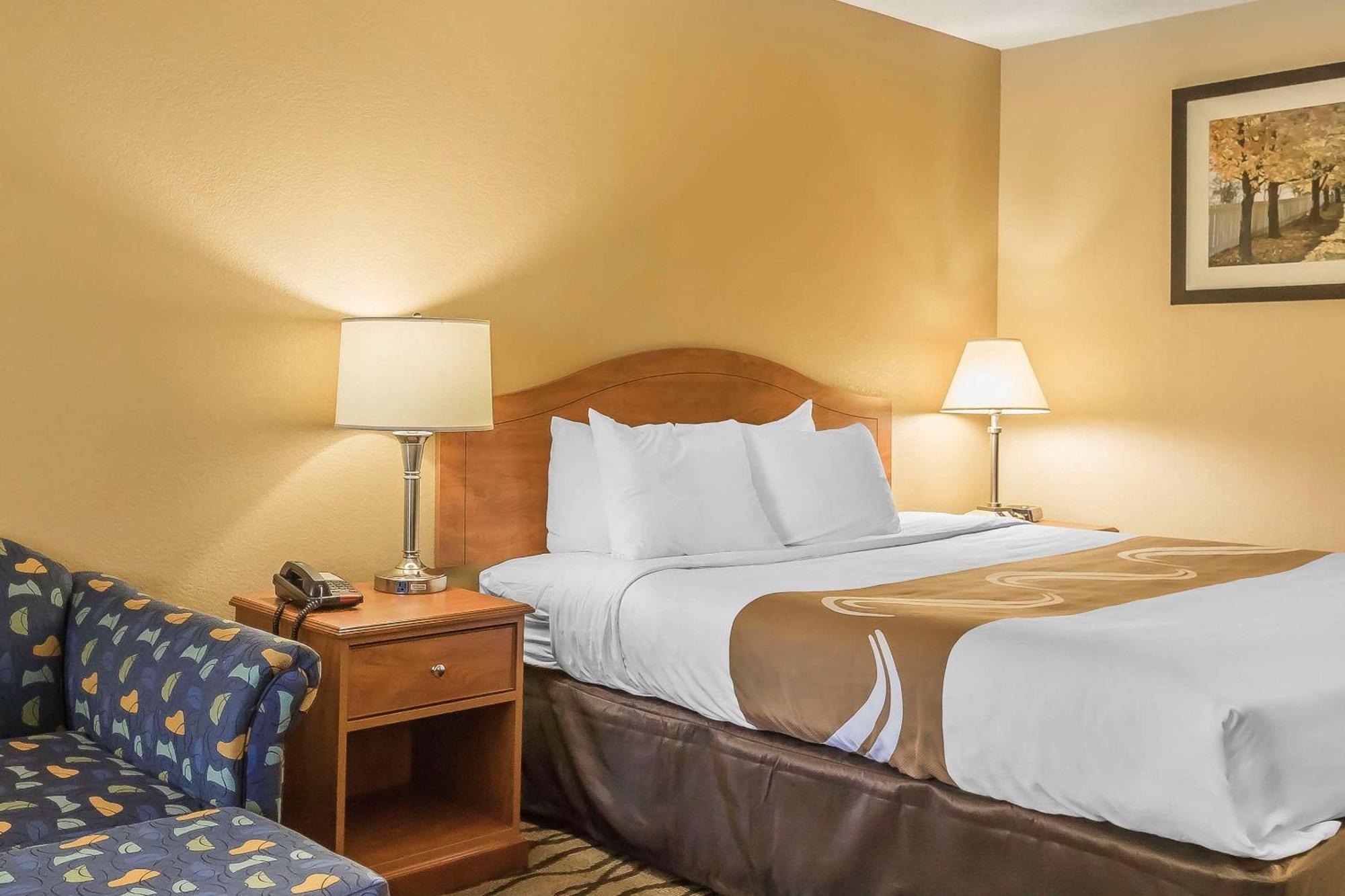 Quality Inn Charleston - Sikeston Екстериор снимка