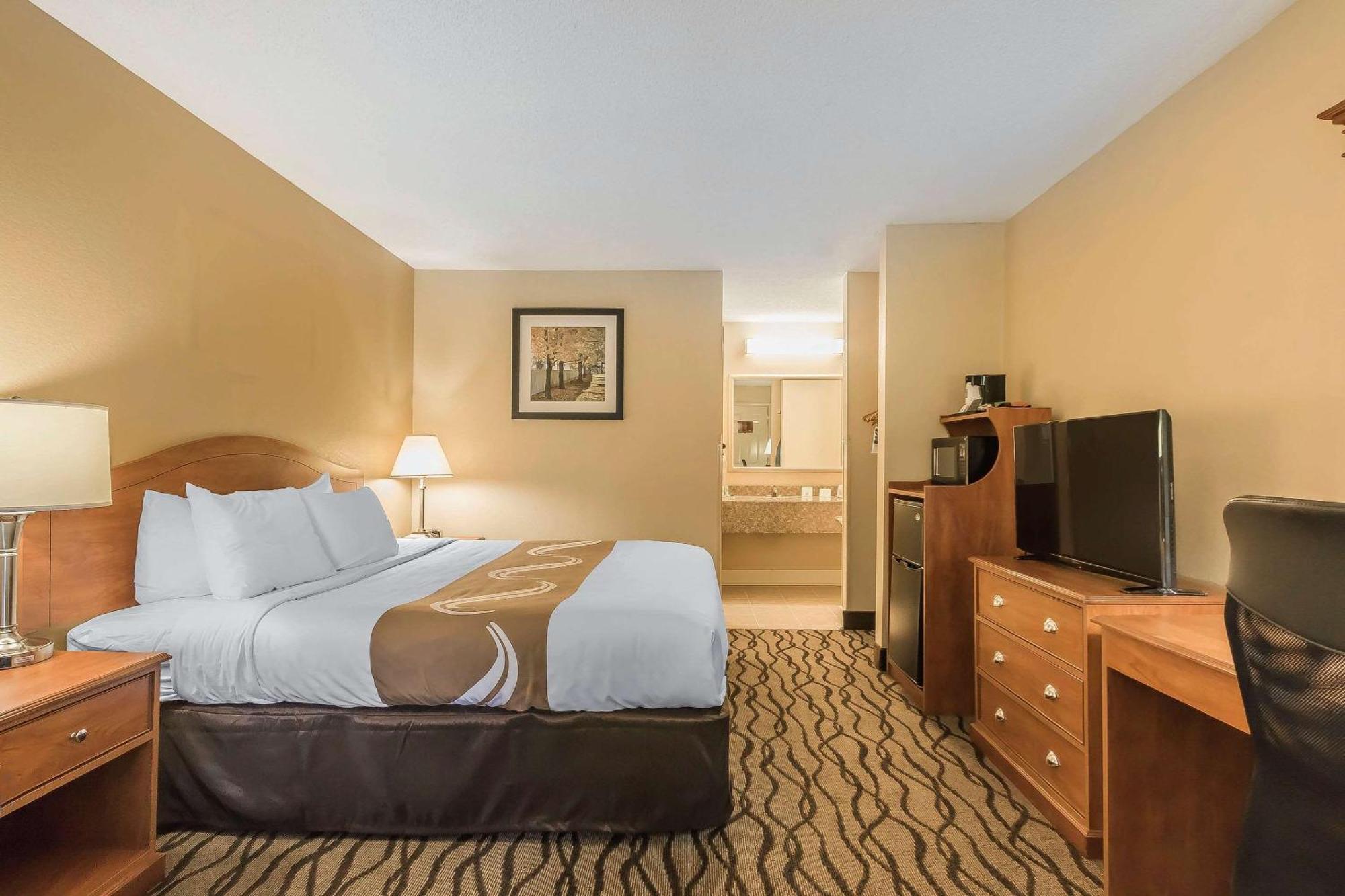 Quality Inn Charleston - Sikeston Екстериор снимка
